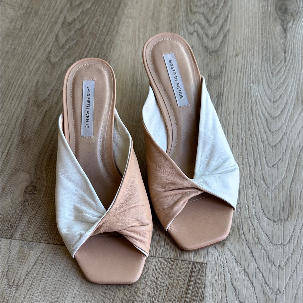 Saks Fifth Avenue Two-Tone Twist Slide Sandals in Cream & Tan Leather